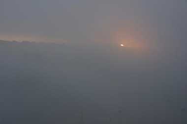 09 October 2021 - 07-45-25

------------
Sunrise over Kingswear through mist